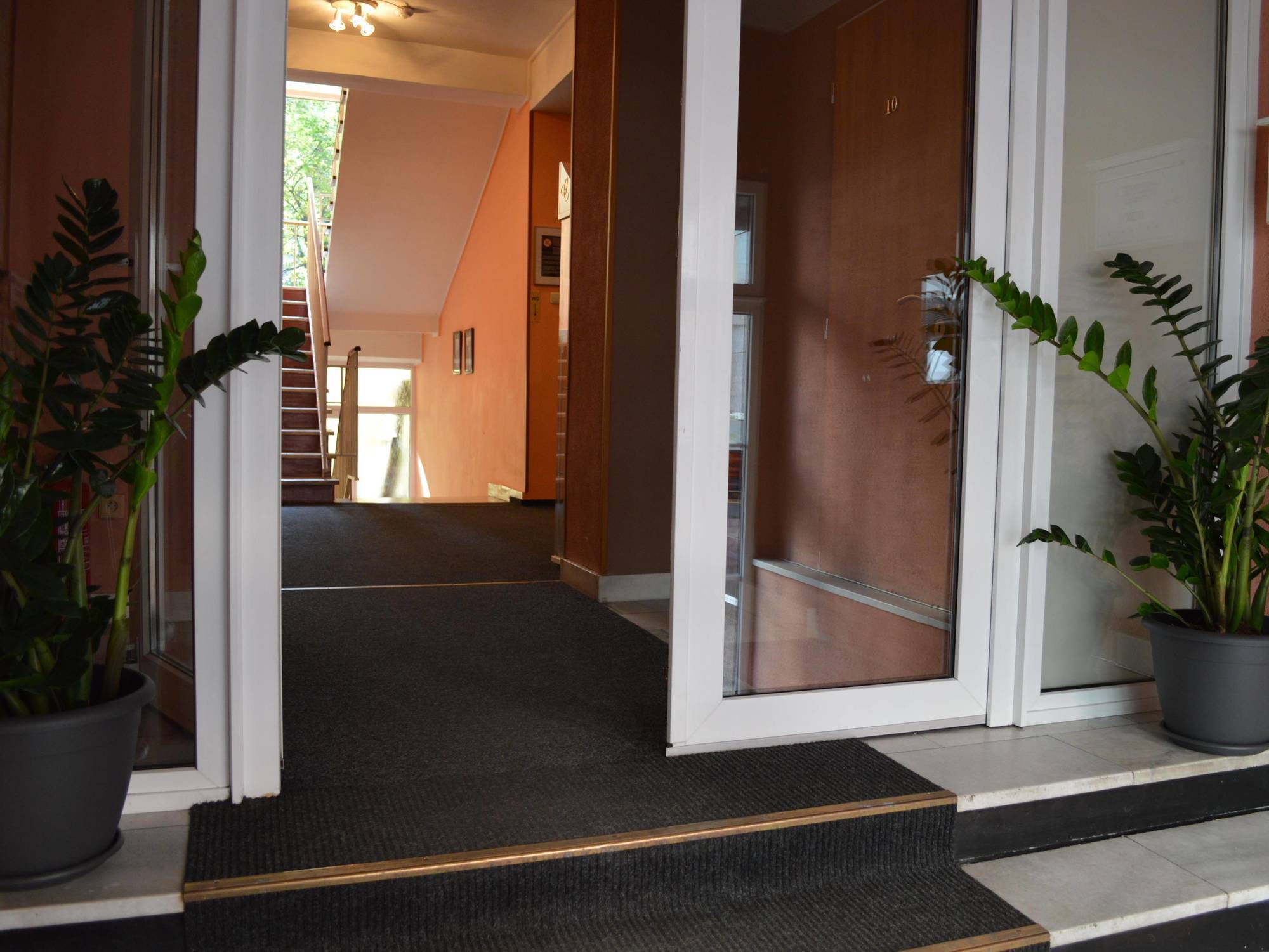 Hotel Mira Inn Praga Zewnętrze zdjęcie