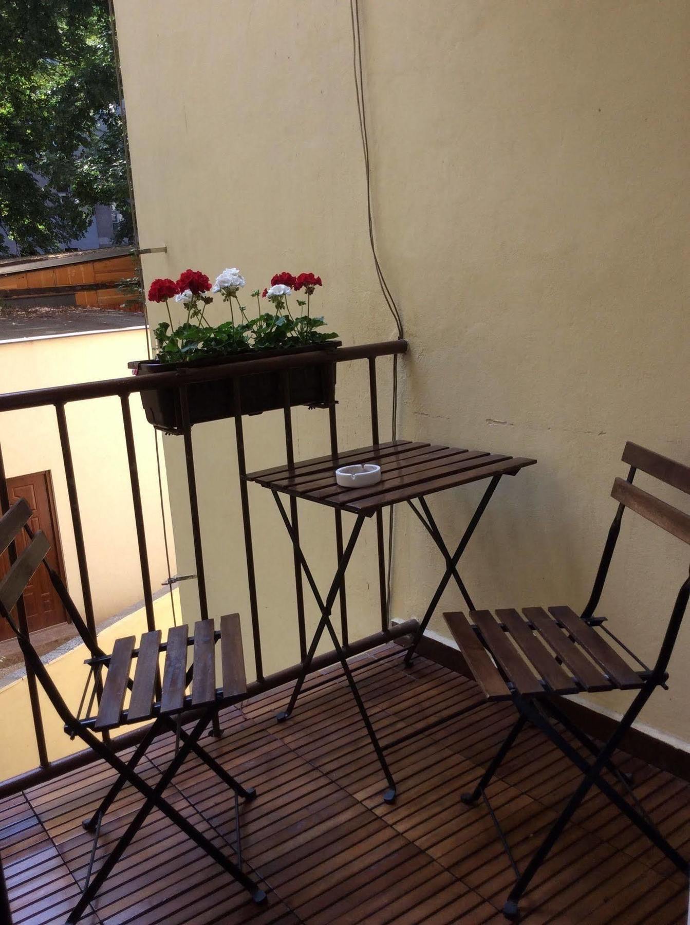 Hotel Mira Inn Praga Zewnętrze zdjęcie